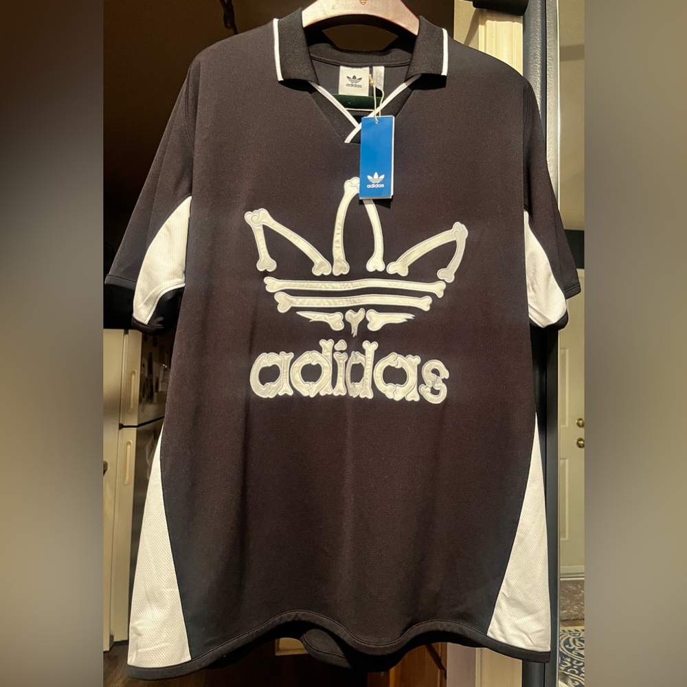 ADIDAS NEW L Men’s Soccer Jersey Short Sleeve Shirt NWT